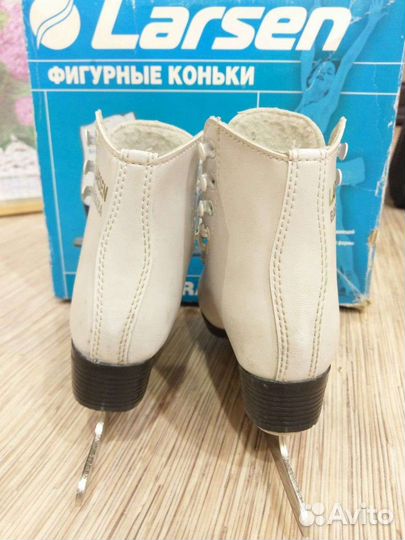 Коньки фигурные Larsen 27р