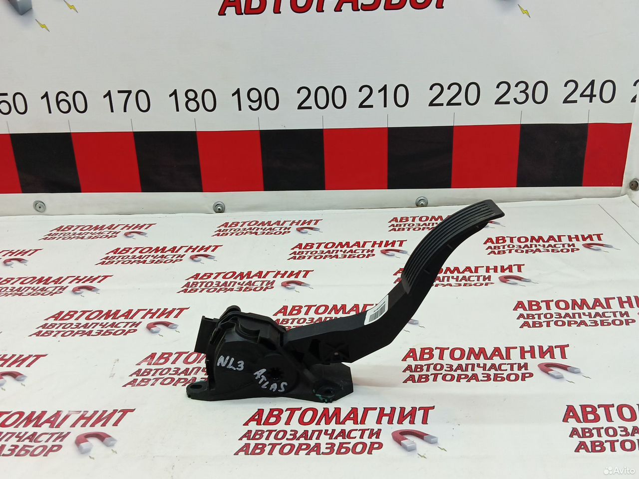 Педаль газа Джили Атлас