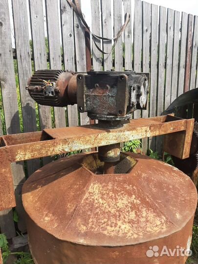 Бетономешалка бу