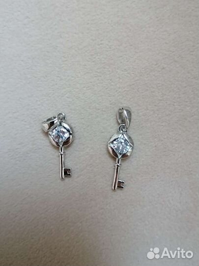 Бижутерия детская. Серебряные подвески