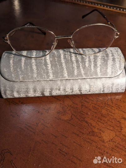 Оправа производство Италия