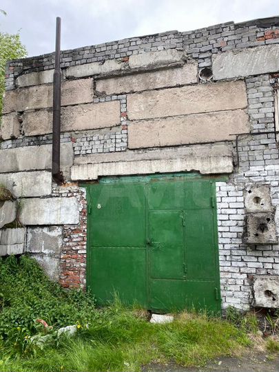 Гараж, > 30 м²
