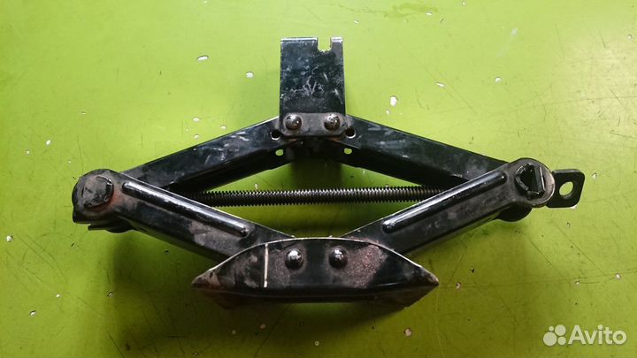 Домкрат Subaru Forester SG EJ204 2007