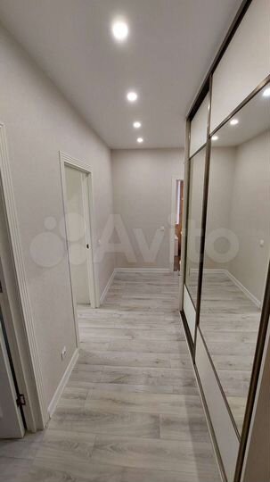 2-к. квартира, 60 м², 8/10 эт.