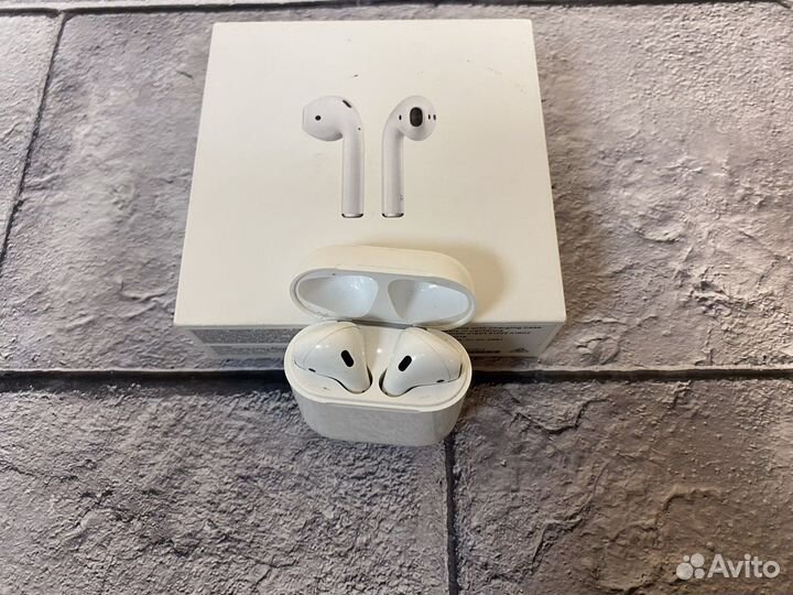 AirPods 2