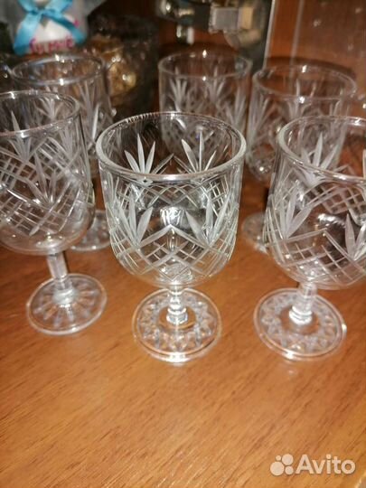Хрустальные фужеры, рюмки, пивные кружки