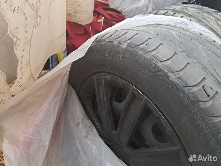 Комплект двух колес r16 летних на штампах