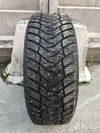 Yokohama Ice Guard IG65 215/55 R16 97T