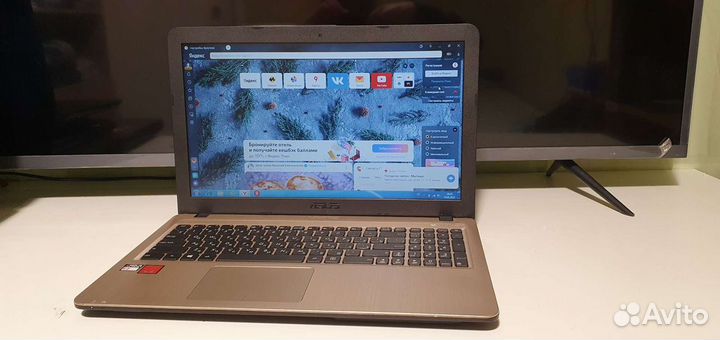 Asus r540y 4 ядра / 4гига /500Gb hdd