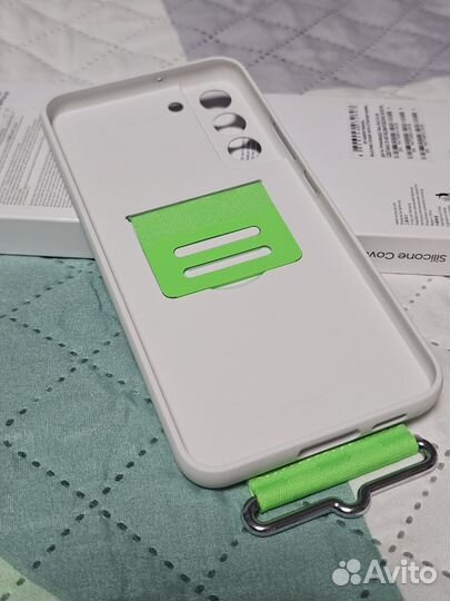 Silicone Cover with strap Galaxy S22+