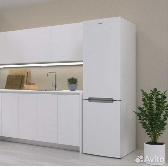 Холодильник новый