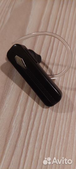 Bluetooth гарнитура на ухо новая
