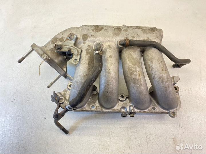 Резонатор впускного коллектора Honda Stepwgn RG1