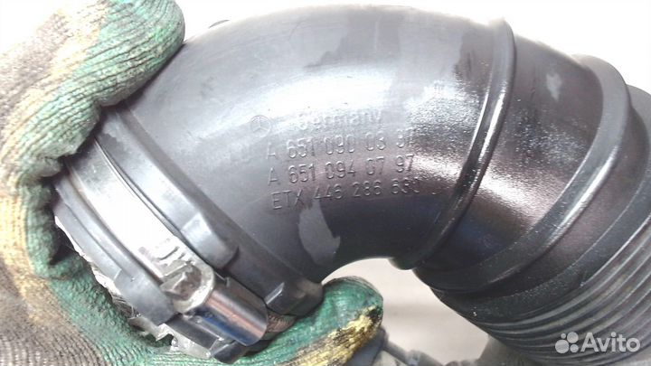 Патрубок воздушного фильтра Mercedes E-Coupe C207