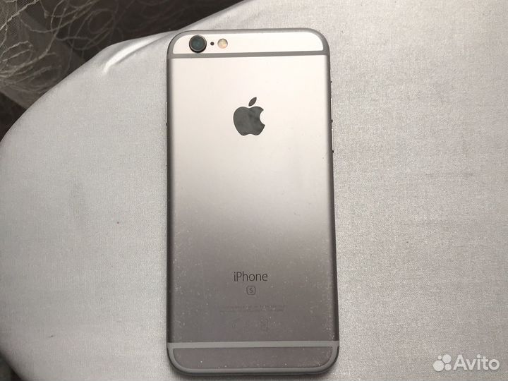Телефон iPhone 6s