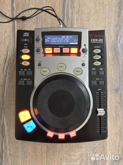 Dj проигрыватель CD/mp3 дисков vestax CDX-05