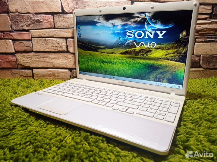 Мощный Sony в идеале Core i5-2410 8Gb SSD GeForce