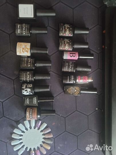 Пылесос, лампа,гели для маникюра