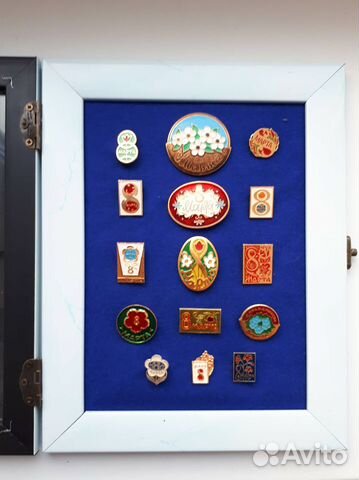 Колекция Значки 8 марта и открытки редкие и уникал