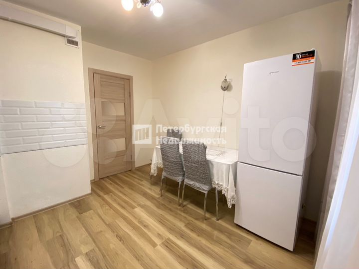 2-к. квартира, 49,7 м², 8/23 эт.