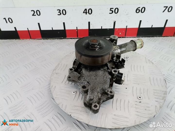 Помпа Mercedes-Benz Vito W638 2001 A6112001001