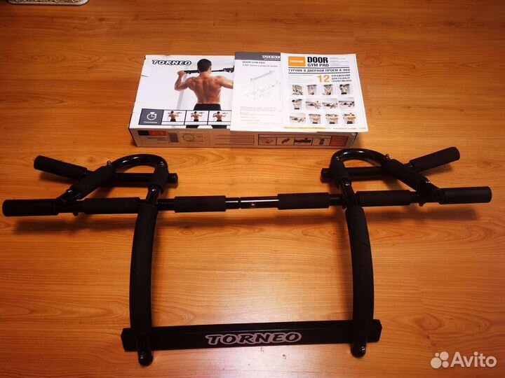 Турник настенный torneo
