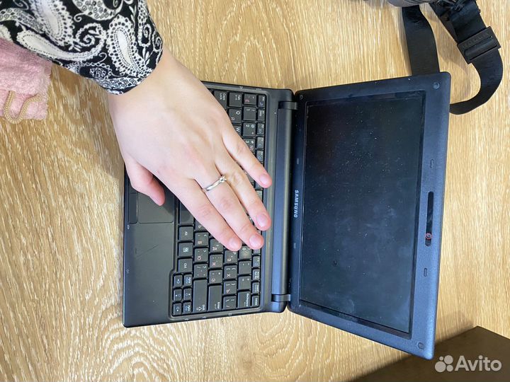 Нетбук samsung