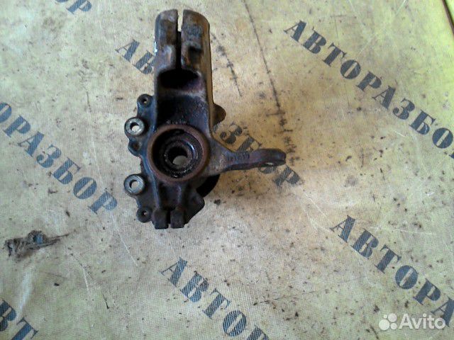 Кулак поворотный передний правый Ford Focus 3