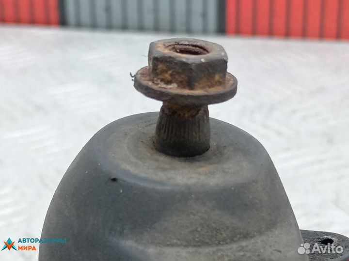 Моторчик заднего стеклоочистителя (дворника)