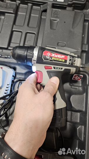 Дрель-шуруповерт Зубр да-12-2-Ли км1