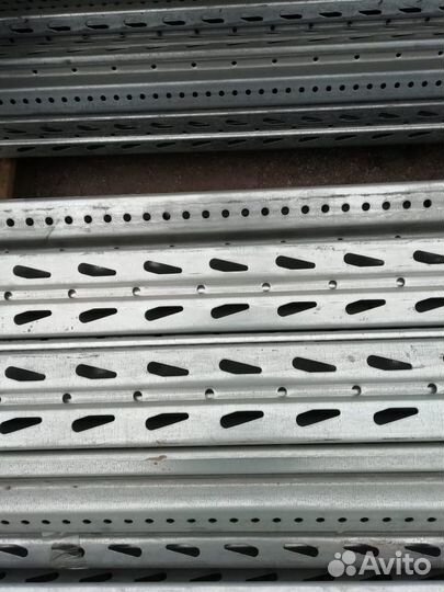 Стеллажи cpеднeгрузовые полочныe для склaда бу