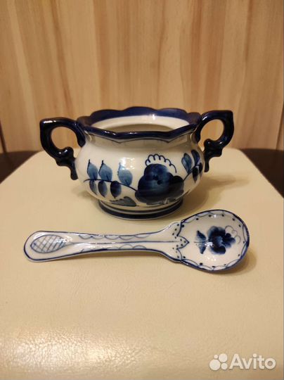 Гжель Сахарница с ложечкой коллекционное