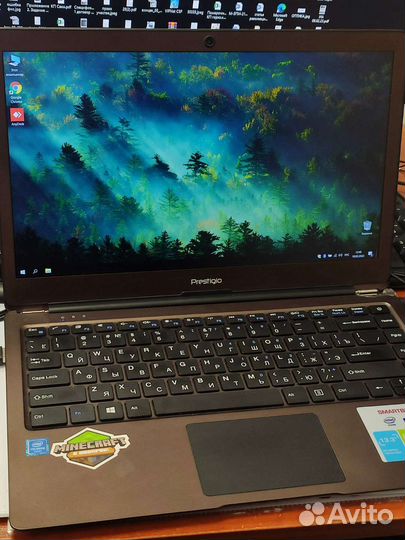 Нетбук Prestigio 133s