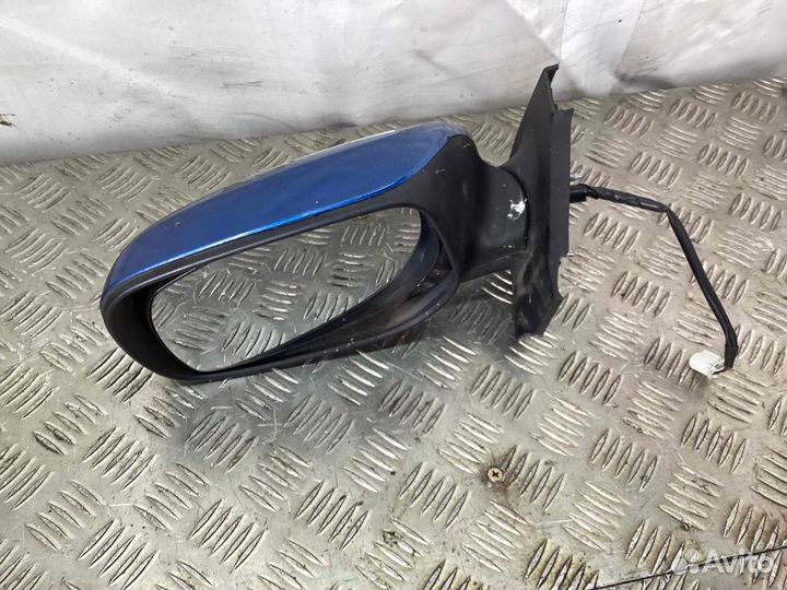 Зеркало левое Toyota Yaris