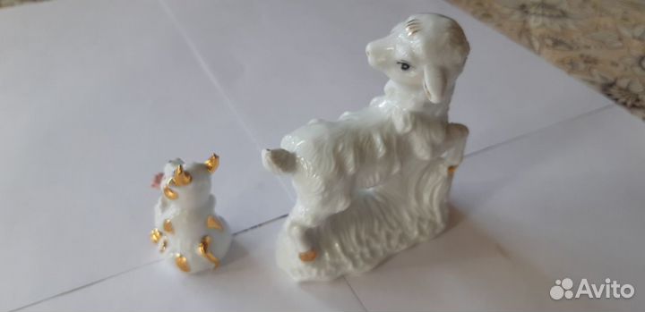 2 фигурки статуэтки