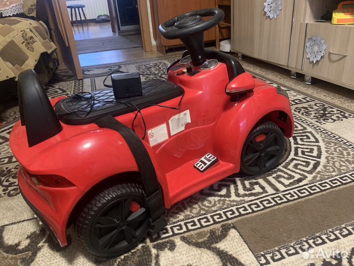 Детский электромобиль