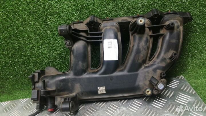 Коллектор впускной Mercedes-Benz C-Class