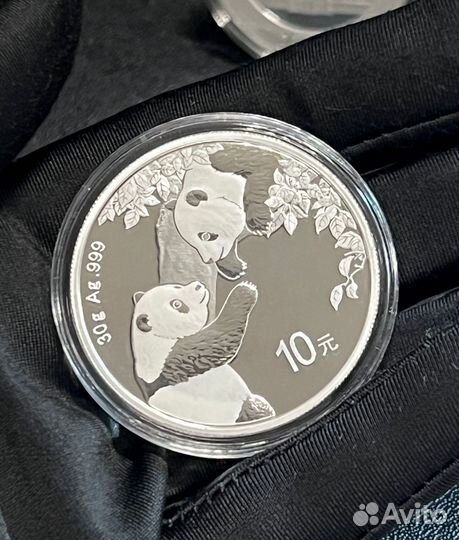 Серебряная монета 