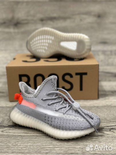 Кроссовки детские Yezzy Boost