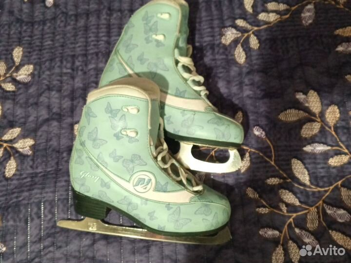 Коньки фигурные 36 размер