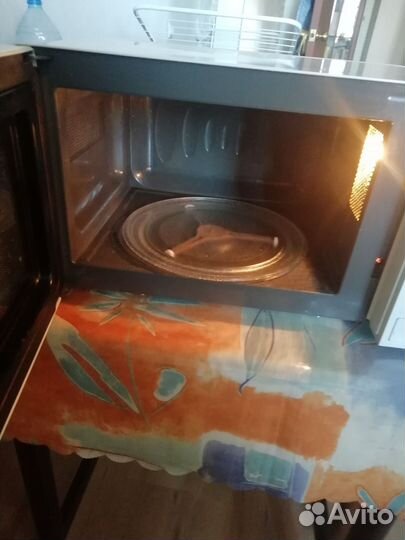Микроволновая печь LJ