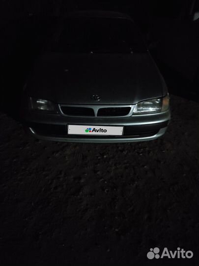 Toyota Carina E, 1997