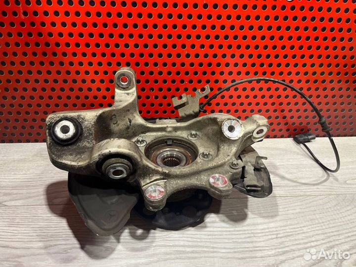 Кулак задний правый Mercedes-Benz E-Class A238