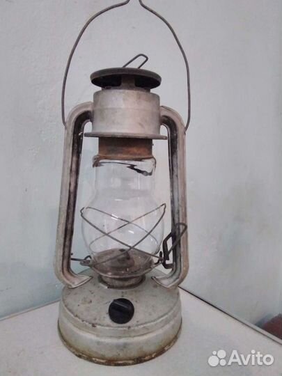 Керосиновая лампа
