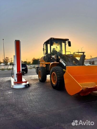 Фронтальный погрузчик XCMG LW330RU, 2023