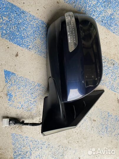 Зеркало правое Toyota Land Cruiser 200 2015+ 4.5D