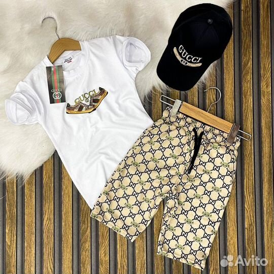 Костюмы с кепкой