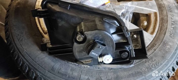 Противотуманная фара правая peugeot 308, 408