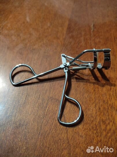 Закручиватель для ресниц