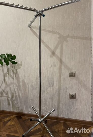 Вешалка напольная